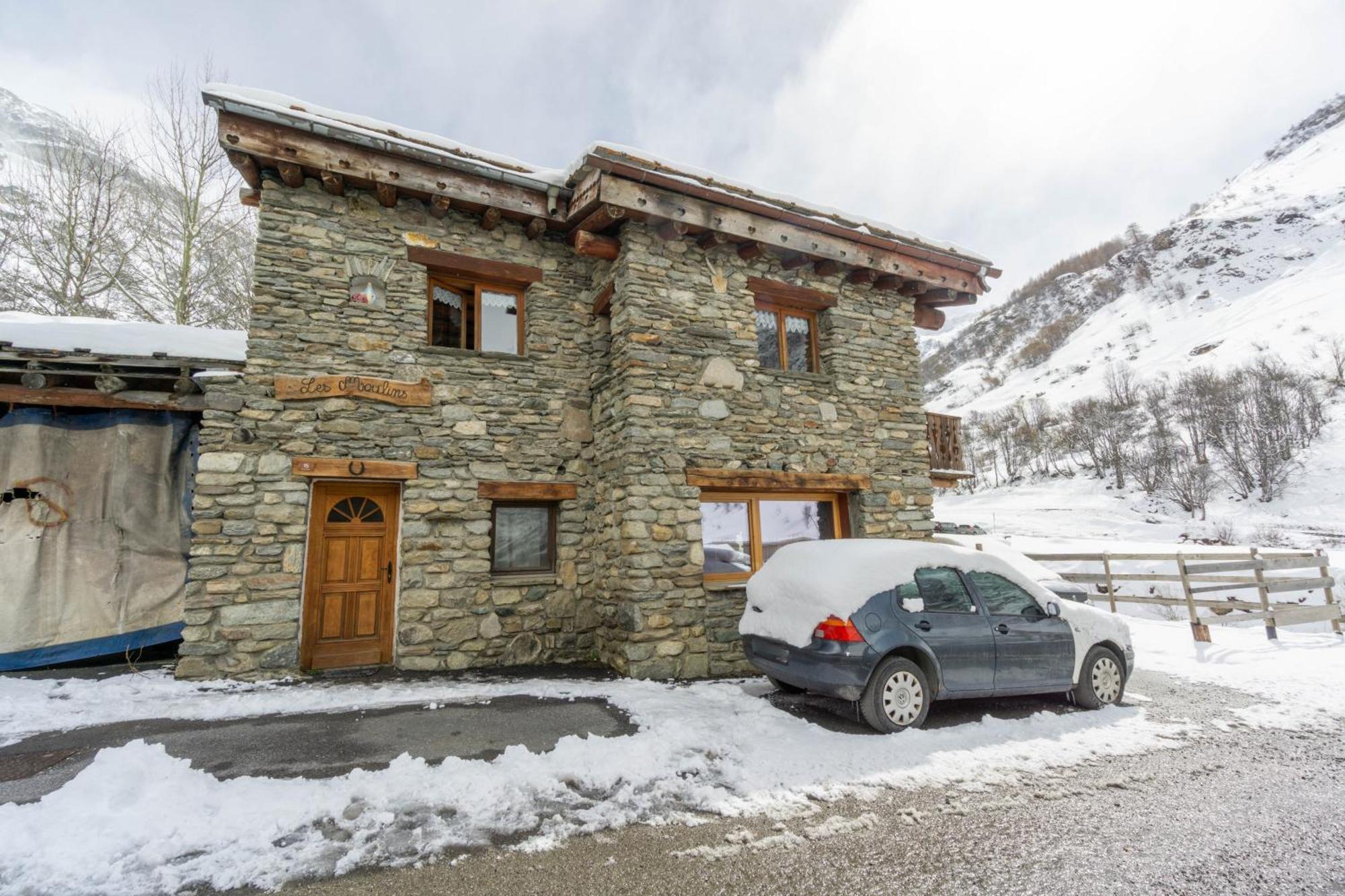 Chalet Les Moulins ボヌヴァル・シュル・アルク エクステリア 写真