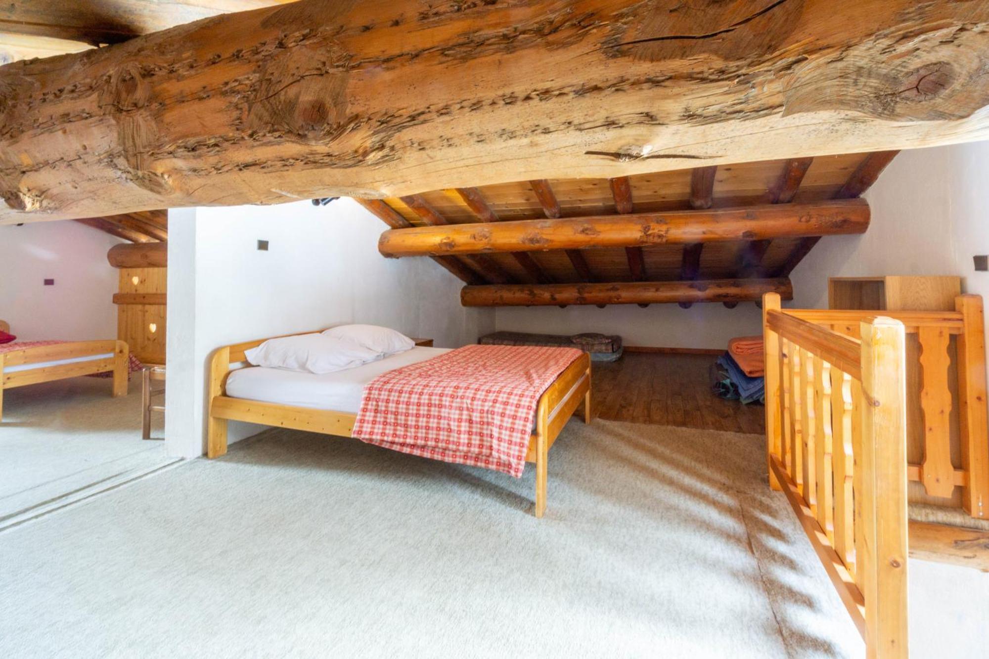 Chalet Les Moulins ボヌヴァル・シュル・アルク エクステリア 写真