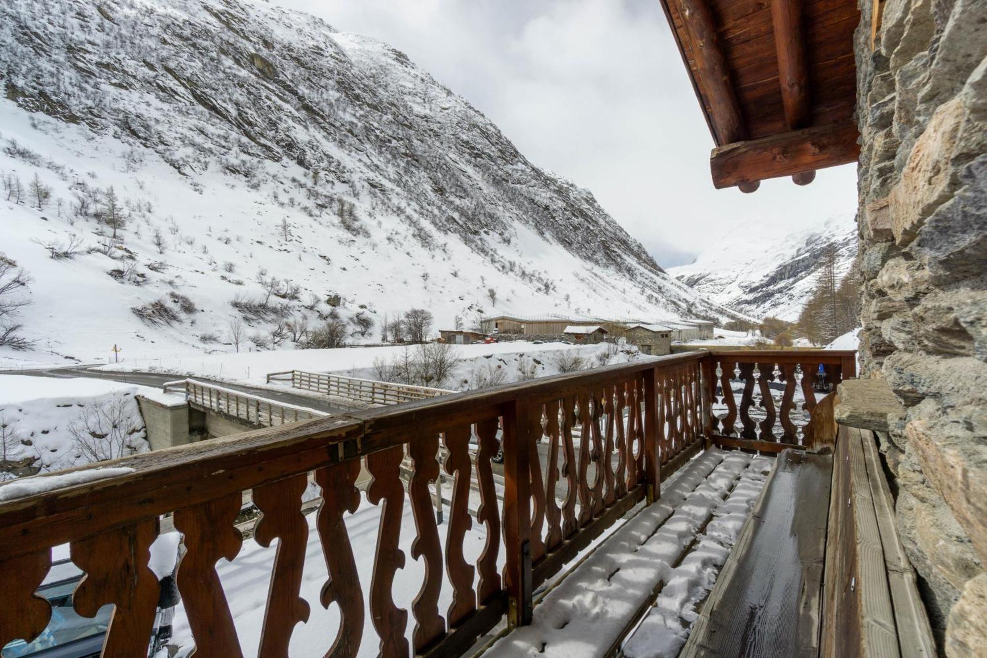 Chalet Les Moulins ボヌヴァル・シュル・アルク エクステリア 写真