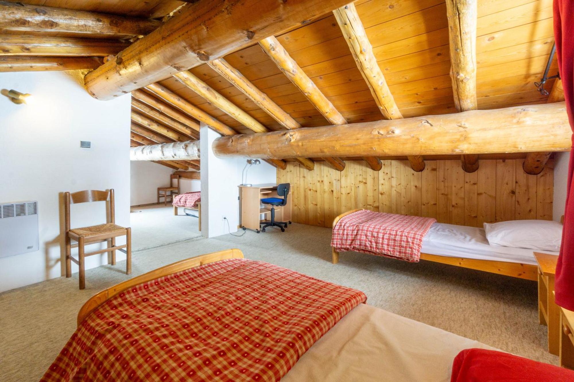 Chalet Les Moulins ボヌヴァル・シュル・アルク エクステリア 写真